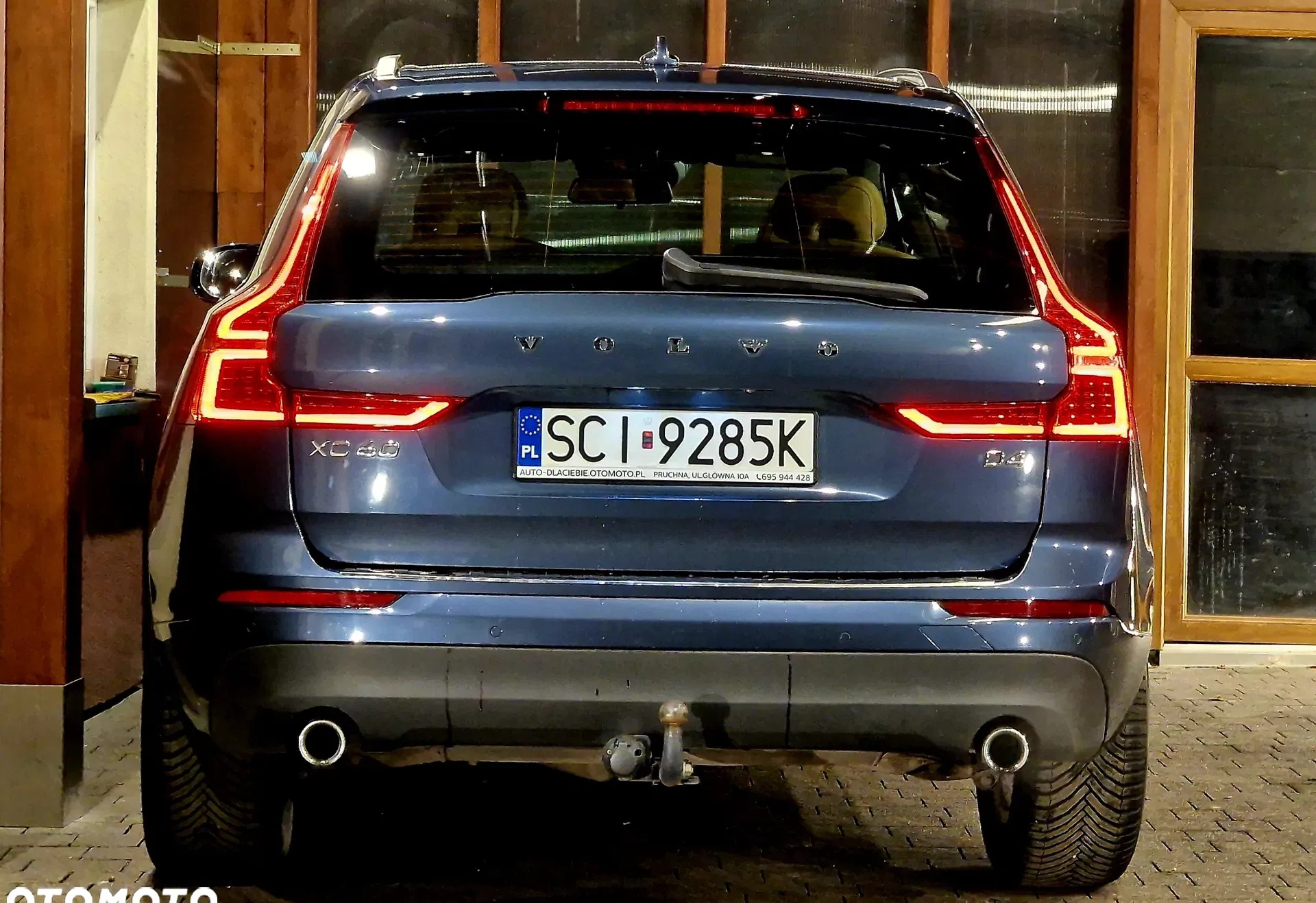 Volvo XC 60 cena 92999 przebieg: 250000, rok produkcji 2018 z Stary Sącz małe 667